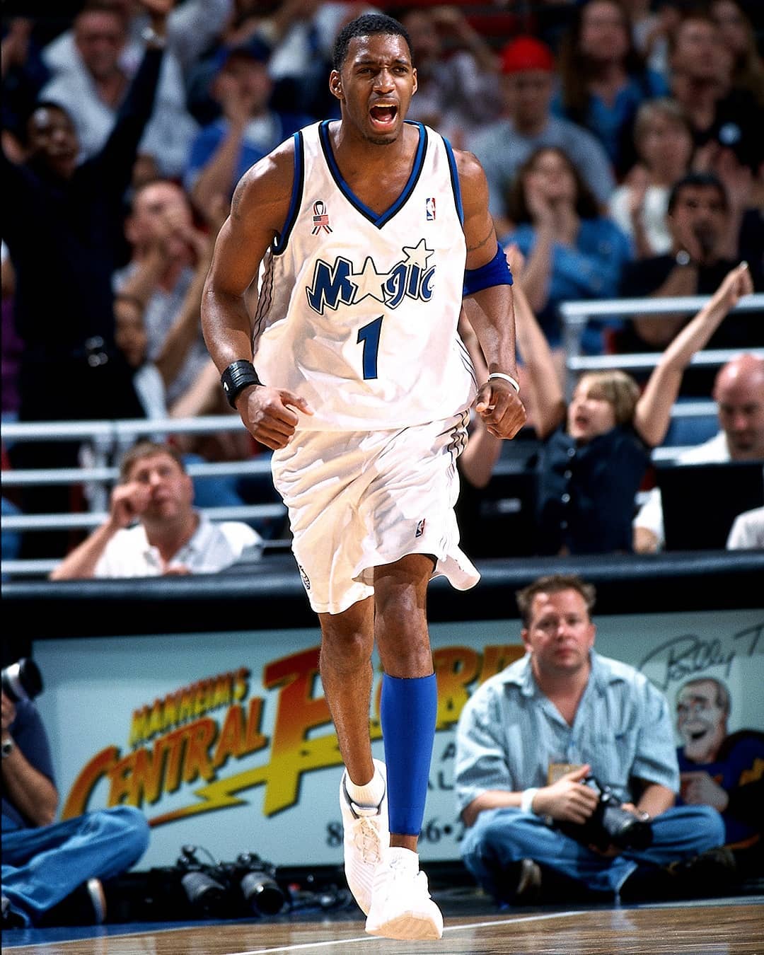 亚运舞台 亚运舞台